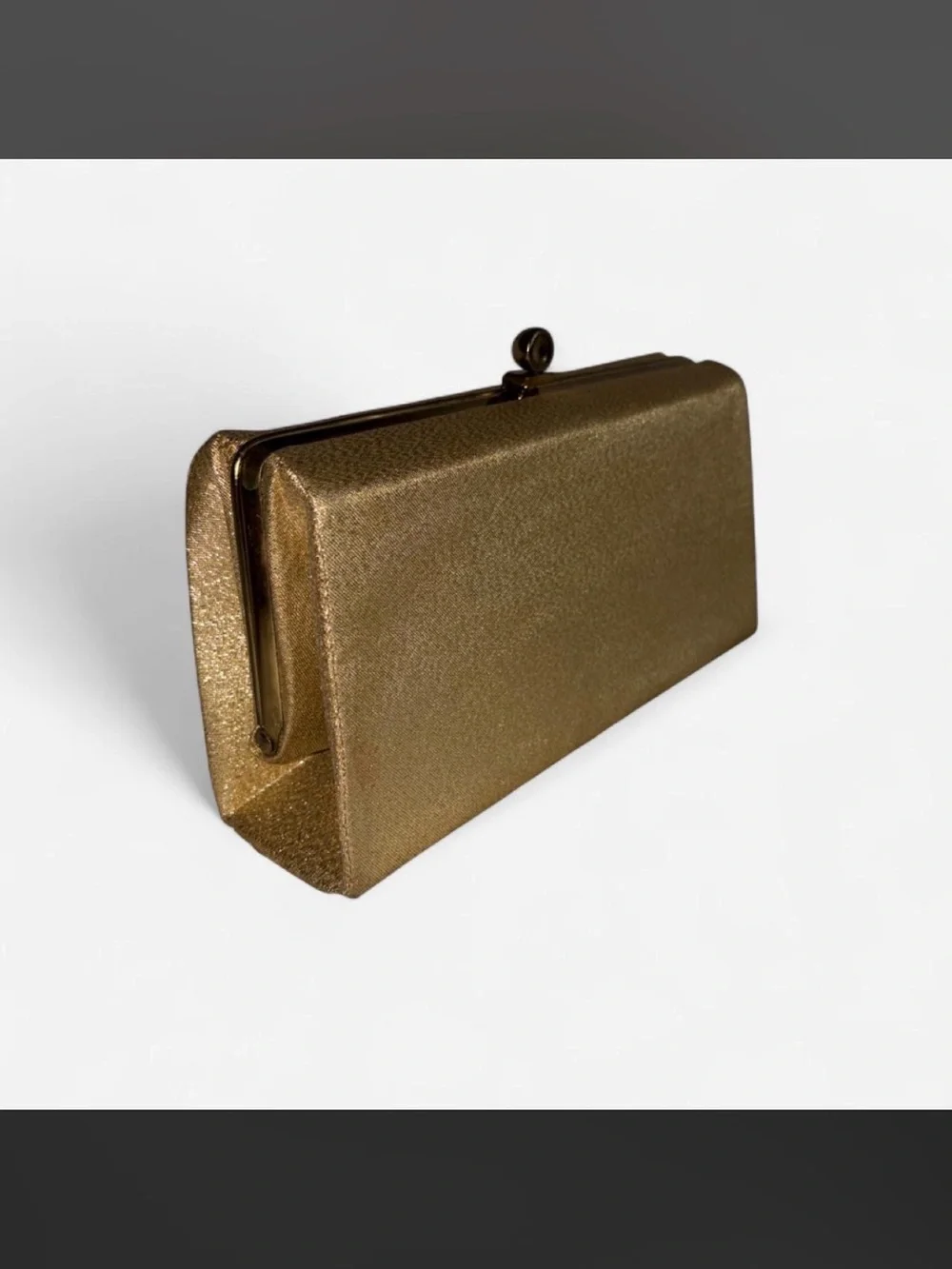 Elegant Gold Vintage Clutch with Chain Handle